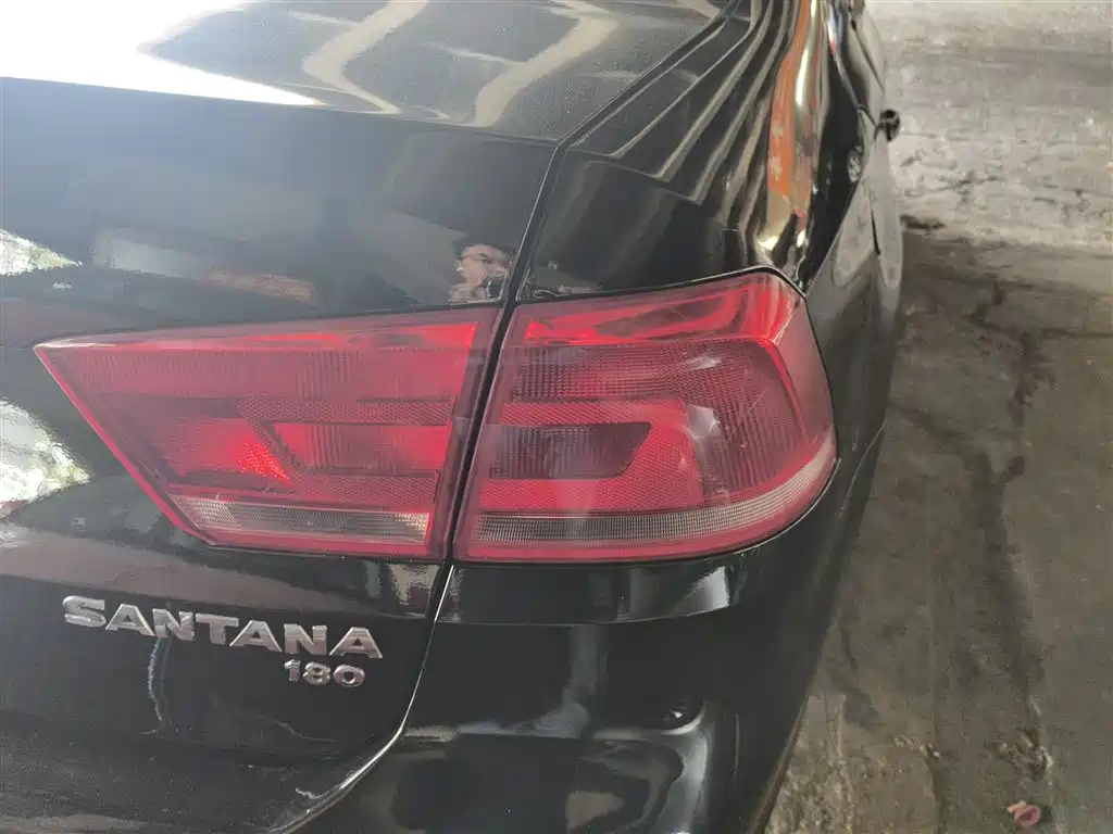 Volkswagen Santana 2015 1.6L Automatic Trend Edition фото 8