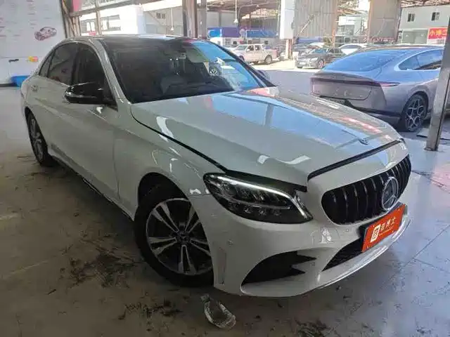 Mercedes-Benz C-Class 2020 Facelift C 200 L Fashion Sport Version — фото 4