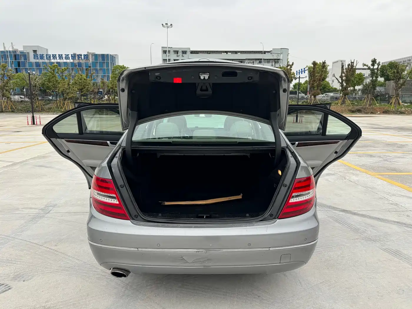 Mercedes-Benz C-Class 2013 C 260 Elegance Grand Edition фото 14