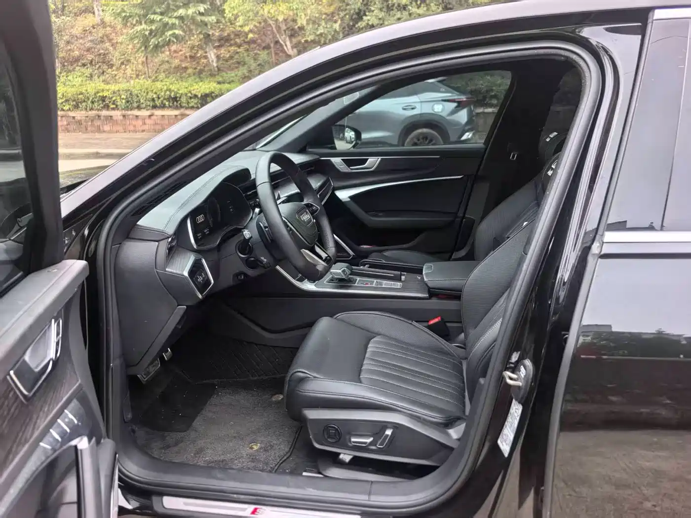 Audi A6L 2026 2026 Model Year 45 TFSI quattro Premium Dynamic + Exclusive Package