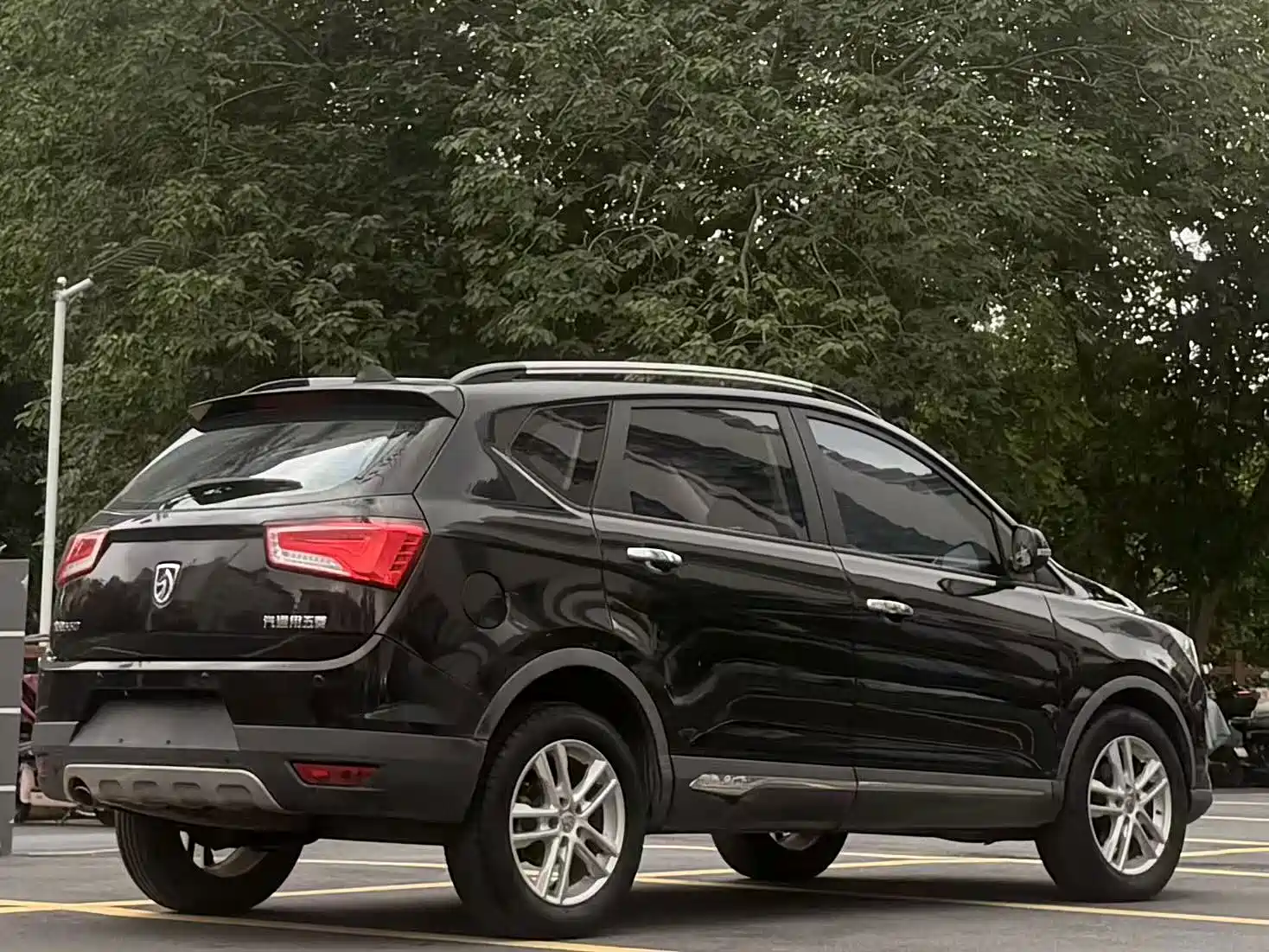 Фото 4 - Baojun 560