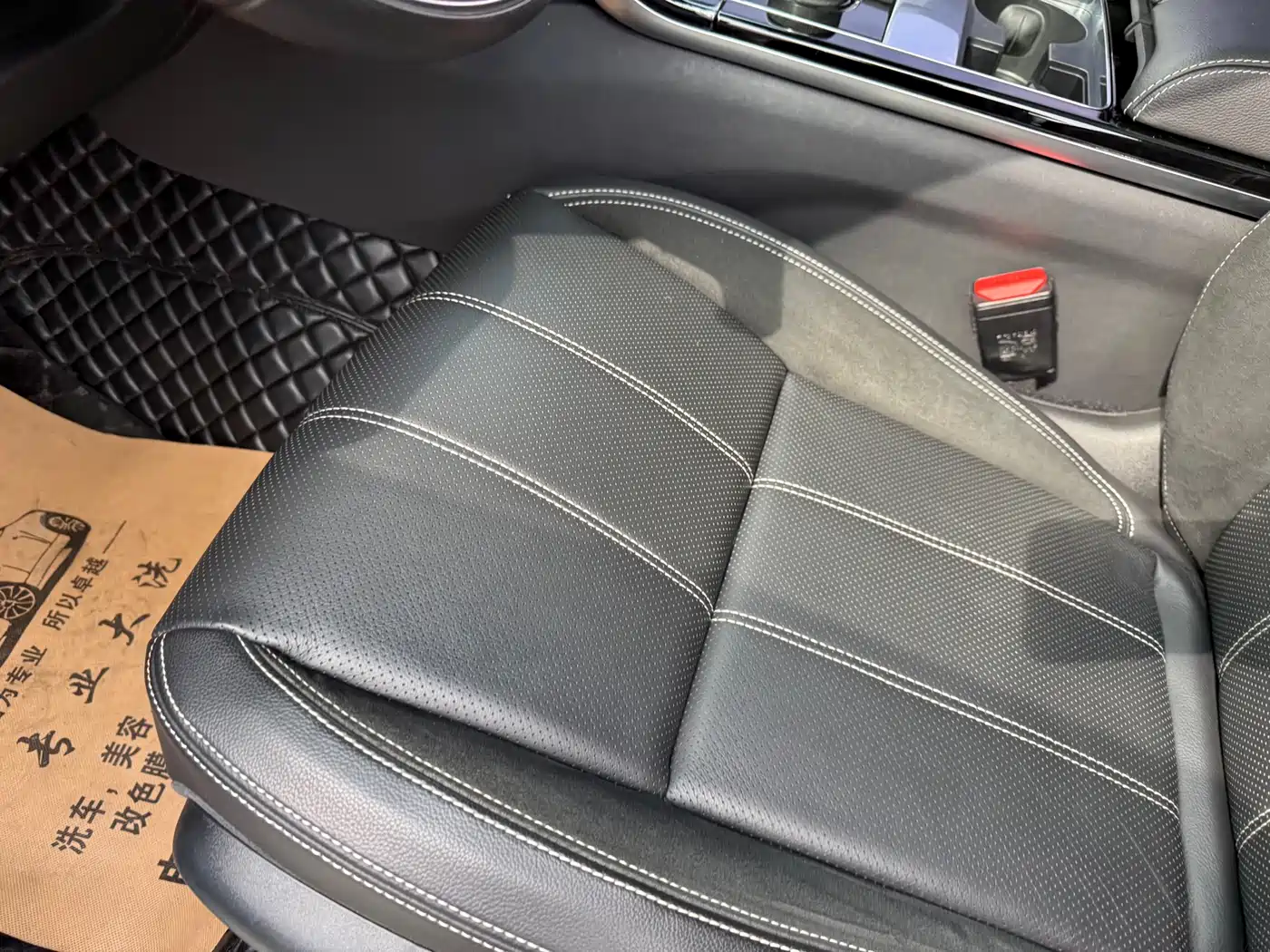 Land Rover Range Rover Velar 2019 250PS R-DYNAMIC S фото 21