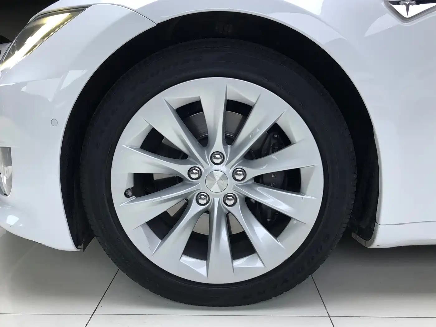 Tesla Model S 2016 2016 Model S 90D
