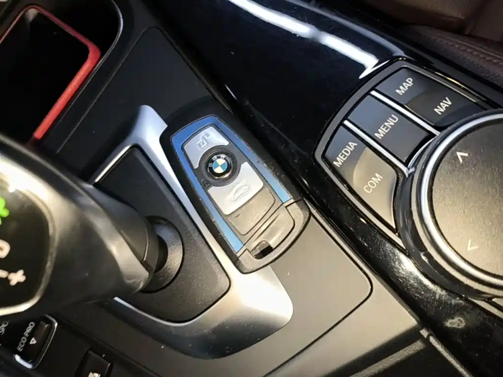 BMW 3 Series 2019 320Li M Sport Package фото 9