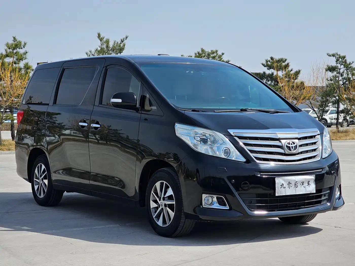 Toyota Alphard 2012 3.5L Luxury Edition фото 7