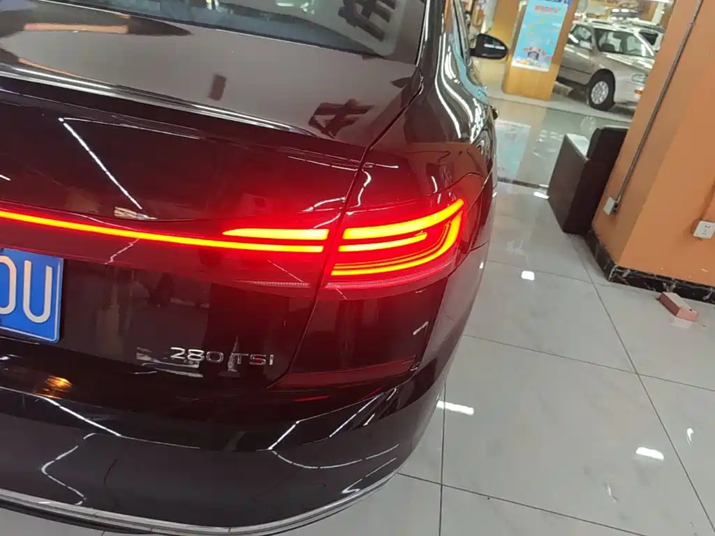 Photo 8 - Volkswagen Passat