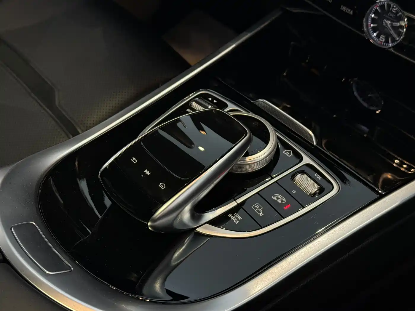 Mercedes-Benz G-Class AMG 2022 AMG G 63 фото 15