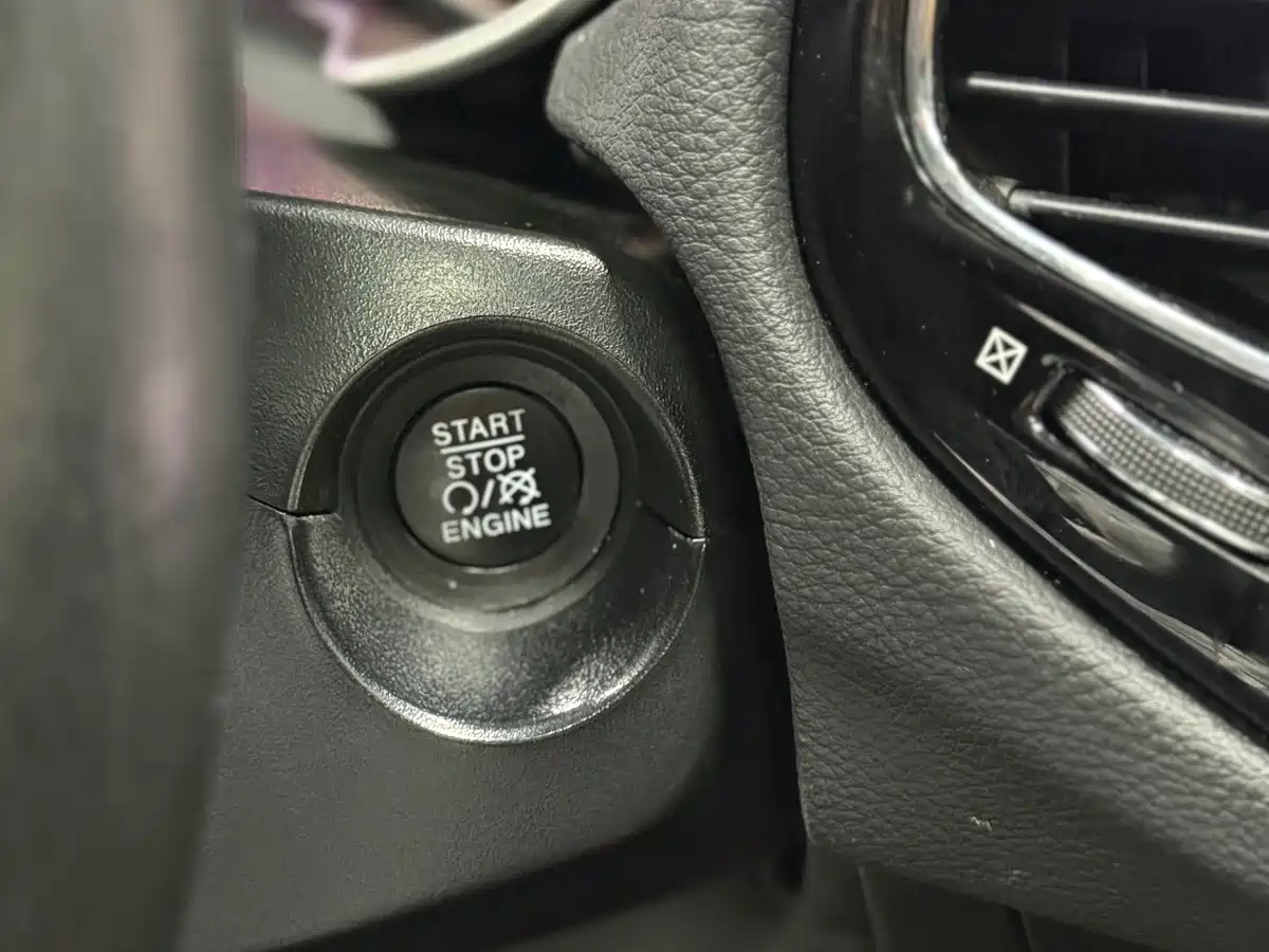 Jeep Compass 2020 2019 220T Automatic Family Edition