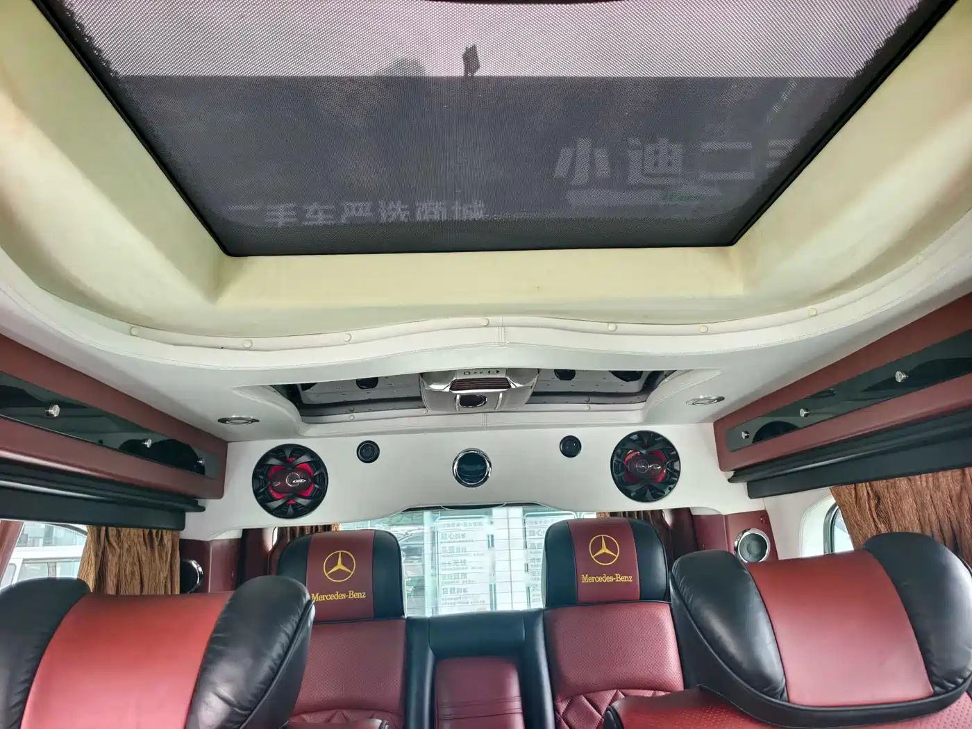 Mercedes-Benz Vito 2013 Model 3.0L Elite Edition фото 11