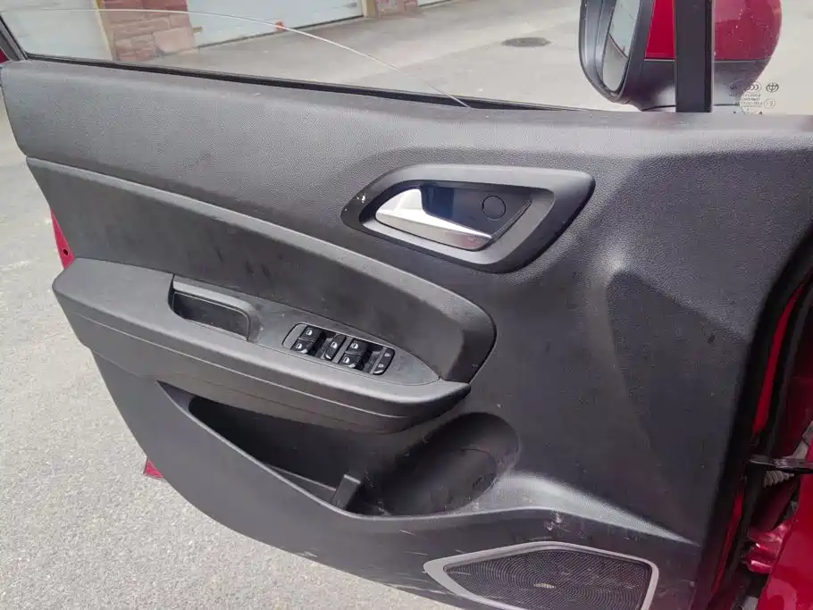 Zhonghua V3 2018 2016 1.5L Manual Comfort