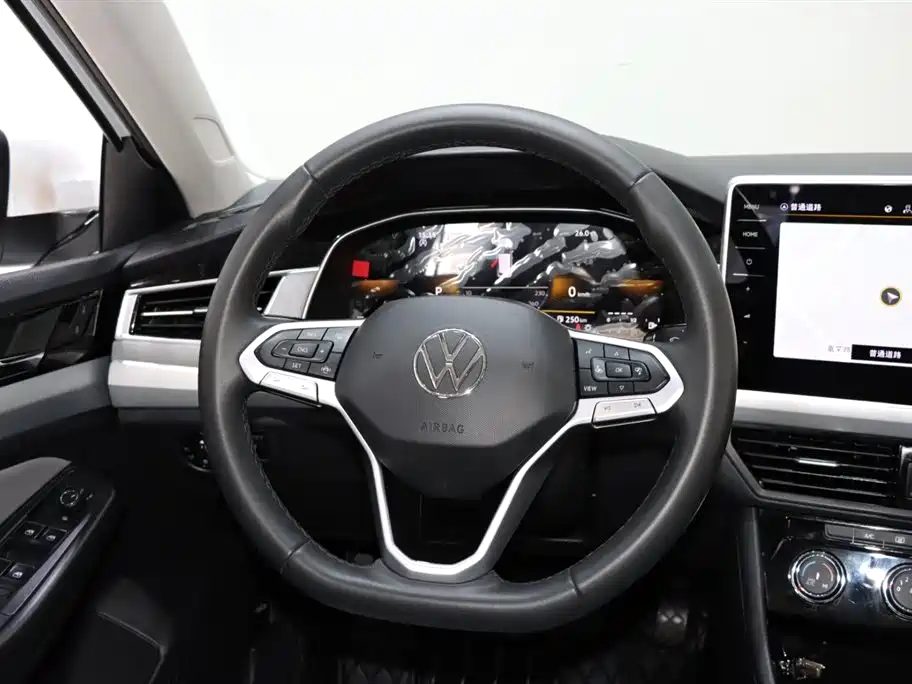 Volkswagen Bora 2023 200TSI DSG Smart Edition фото 13