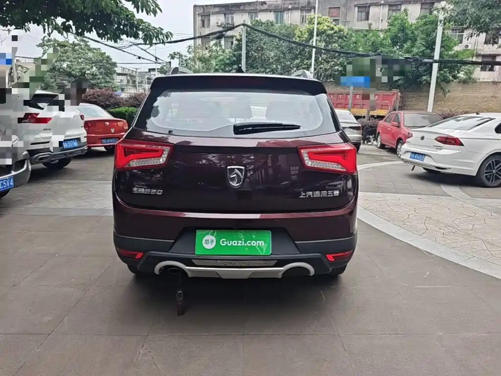 Baojun 560 2015 2015 1.8L Manual Luxury