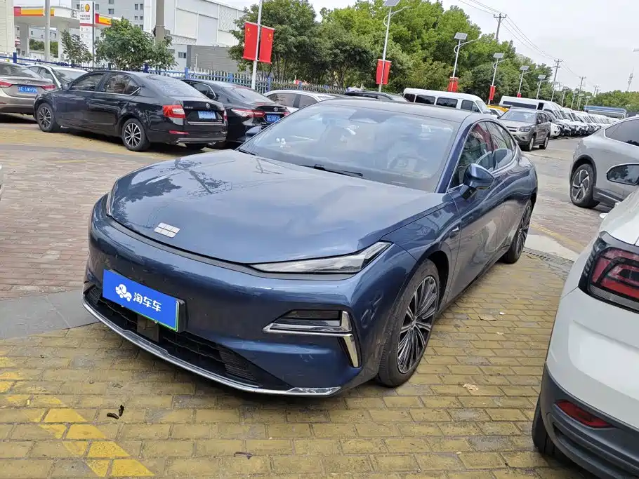 Geely Galaxy Galaxy Xingyao 8 2025 — пригон из Китая