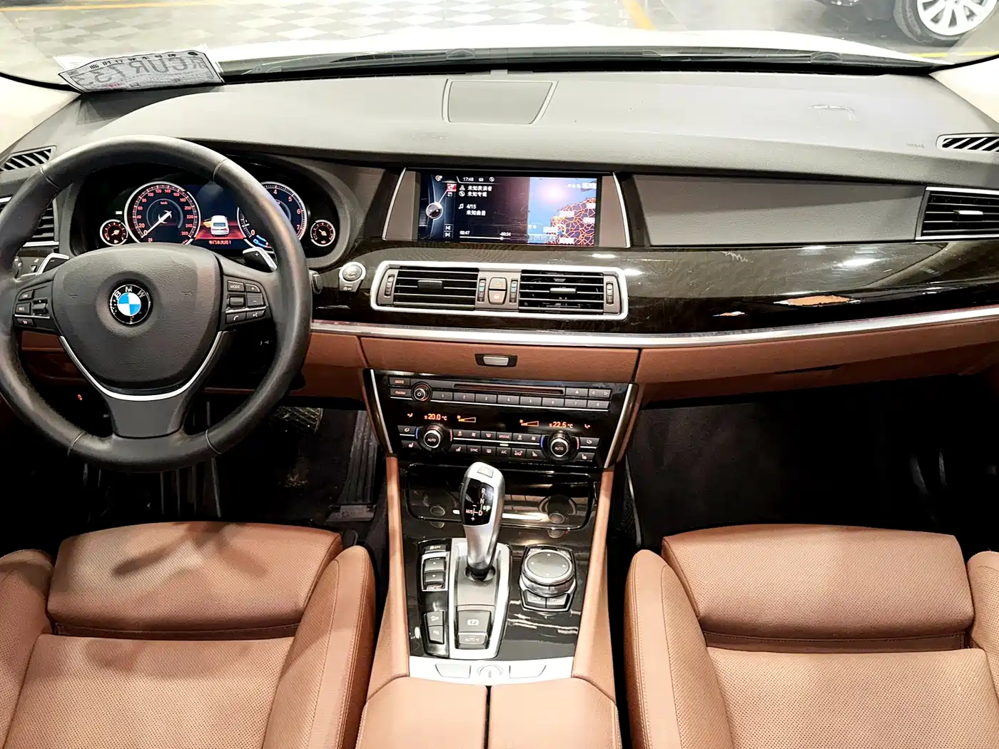 BMW 5 Series GT 2014 535i xDrive фото 5