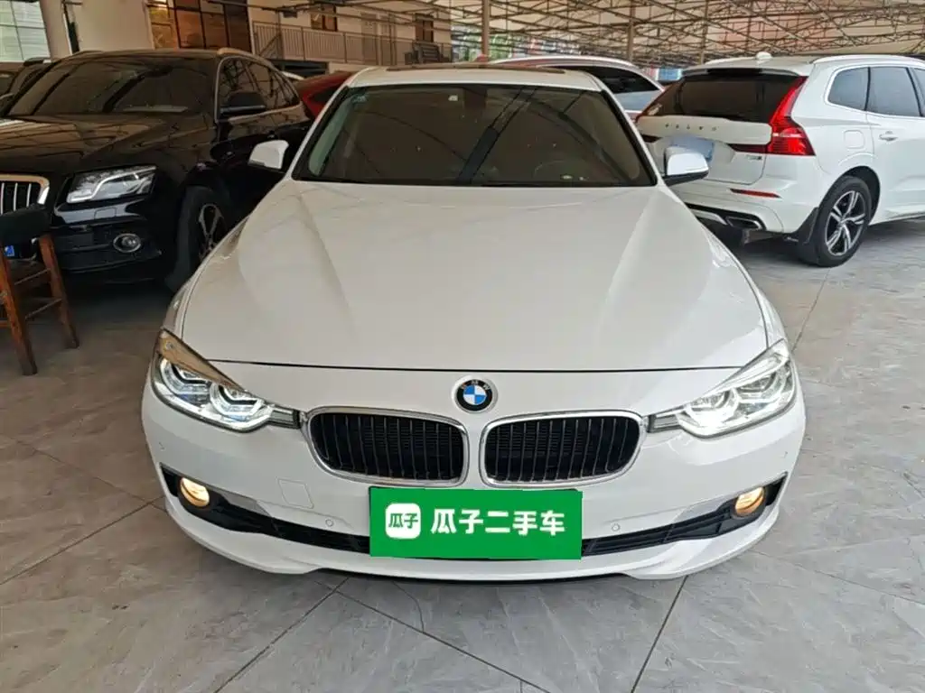 BMW 3 Series 2016 316Li Fashion фото 3