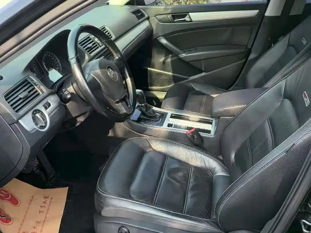 Фото 4 - Volkswagen Passat