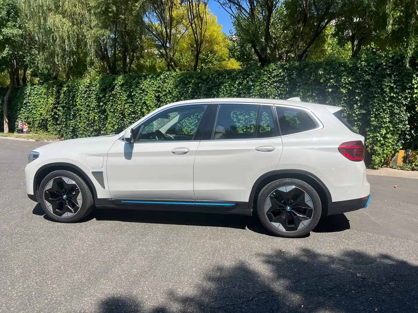 BMW iX3 2021 2021 Pioneer