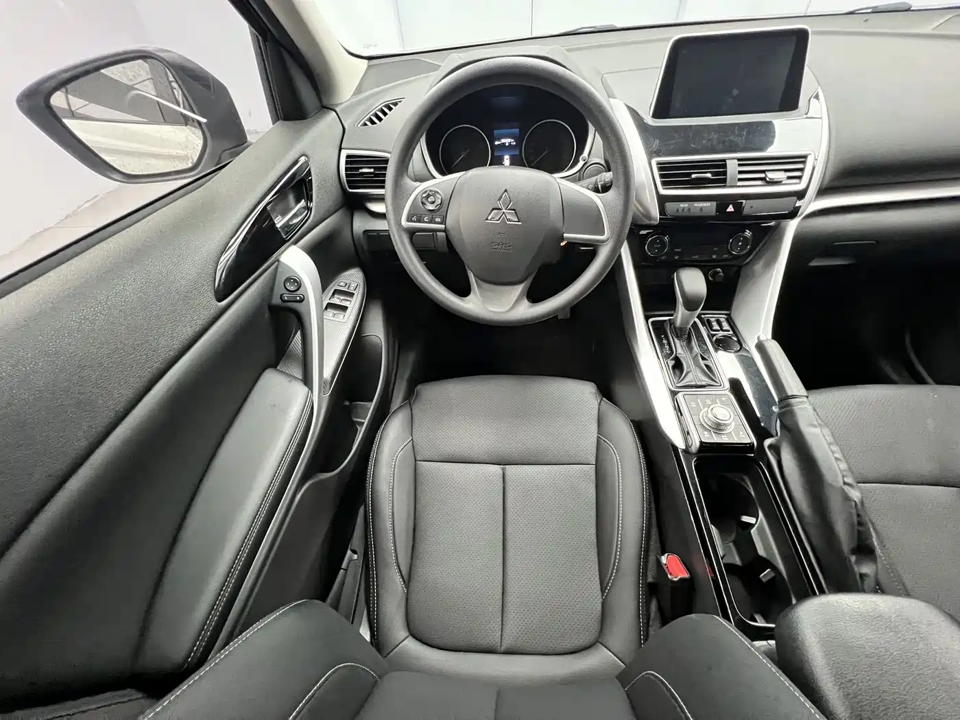 Mitsubishi Eclipse Cross 2022 2022 1.5T CVT 2WD Fearless Edition