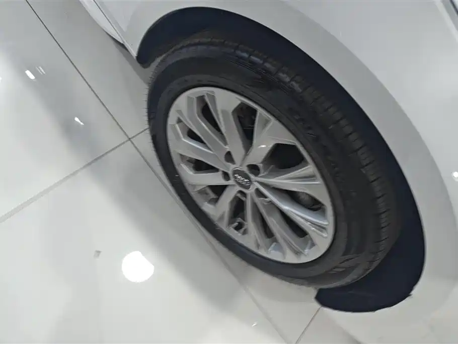 Audi A4L 2019 40 TFSI Fashion (China VI) фото 6