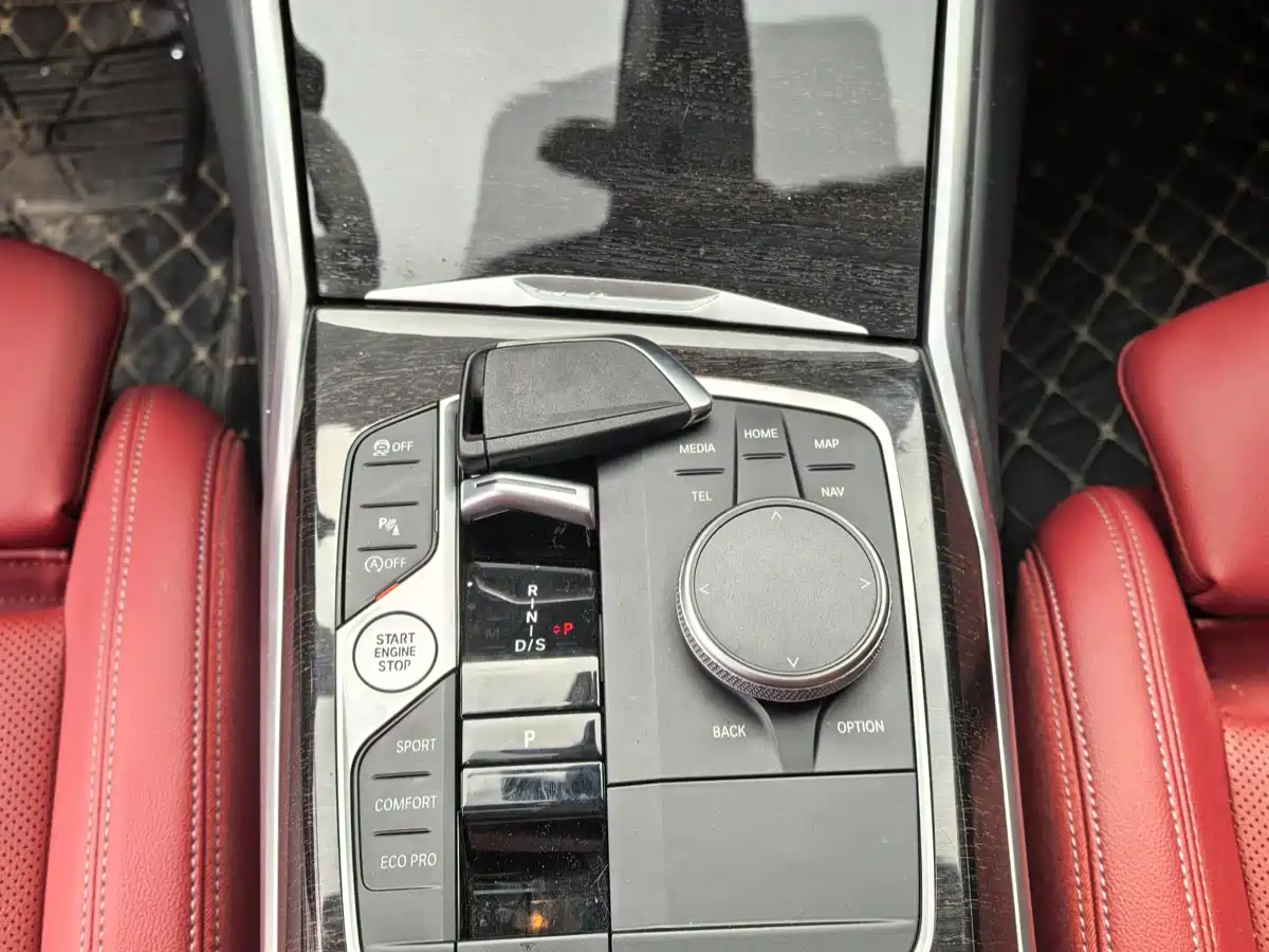 BMW 3 Series 2023 325Li M Sport Package фото 10