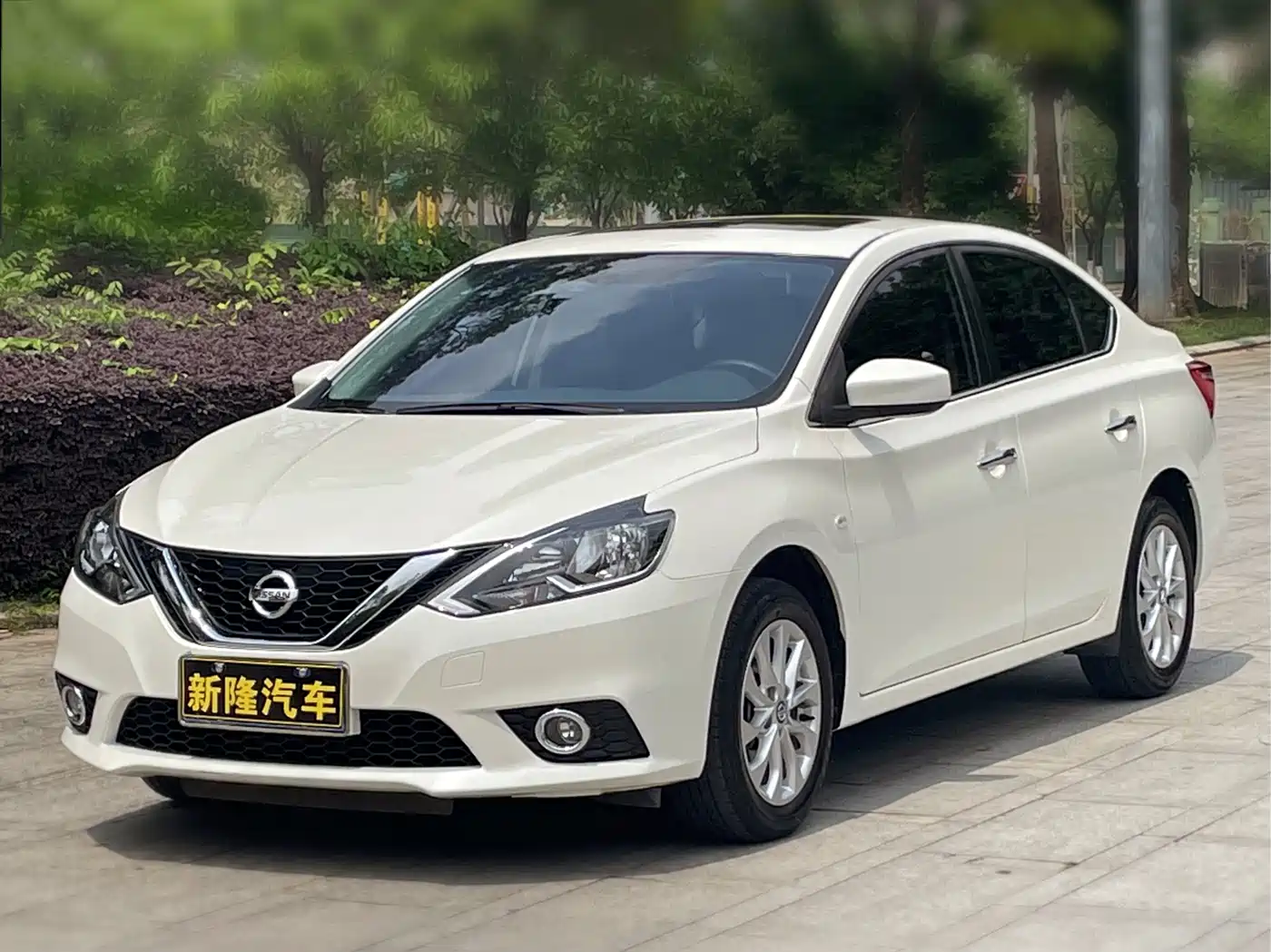 Nissan SYLPHY