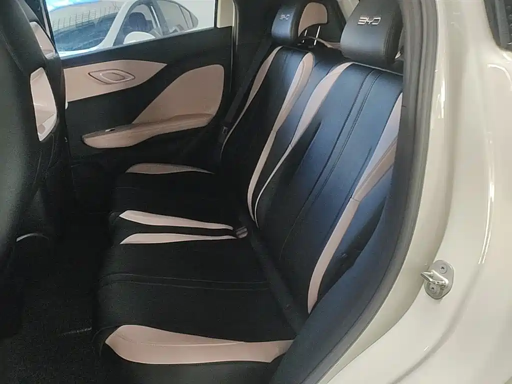 BYD Seagull 2024 Glory Edition 405km Soaring Edition фото 17