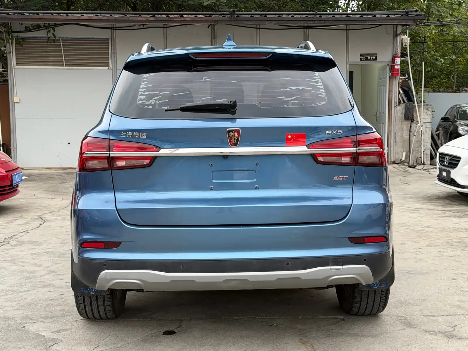 Фото 14 - Roewe RX5