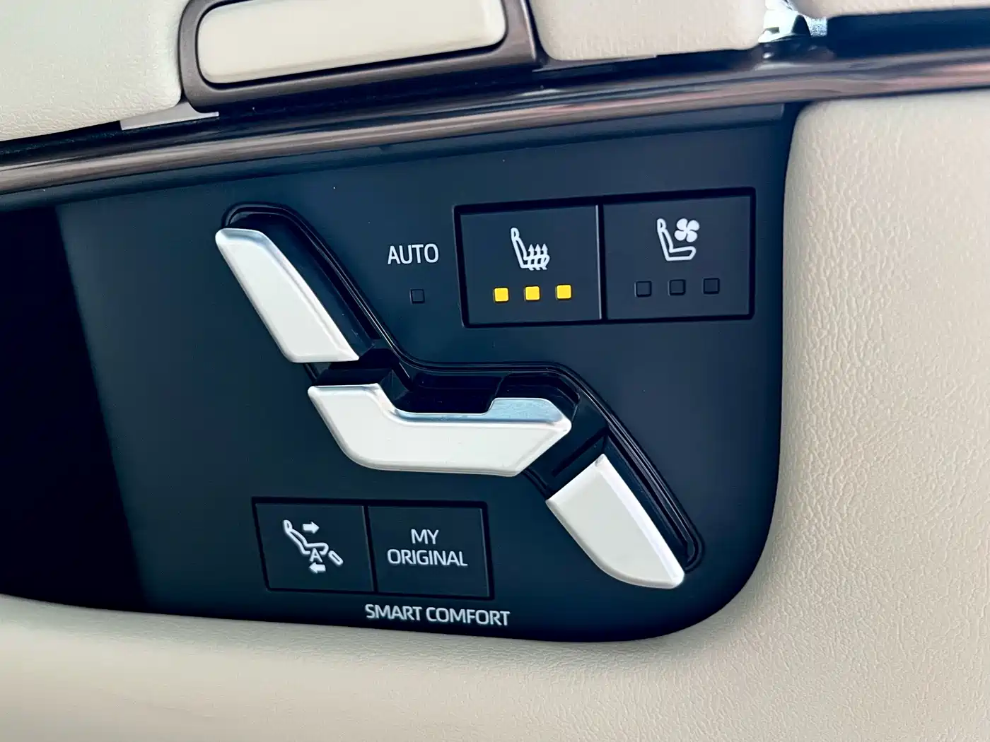 Toyota Alphard 2025 2024 Hybrid 2.5L Ultimate Enjoyment Edition