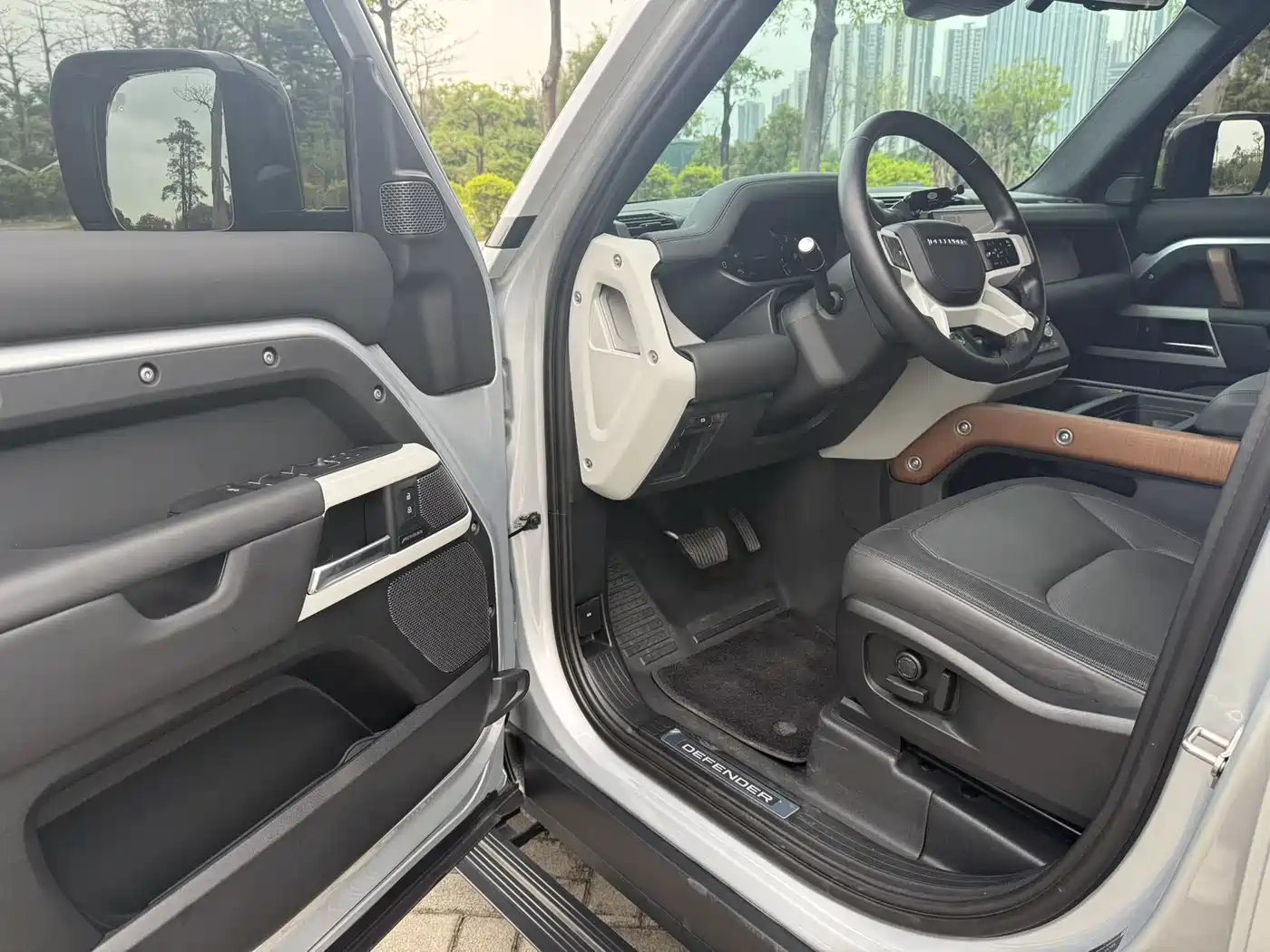 Land Rover Defender 2023 Facelift 110 3.0T P400 X-DYNAMIC HSE фото 10