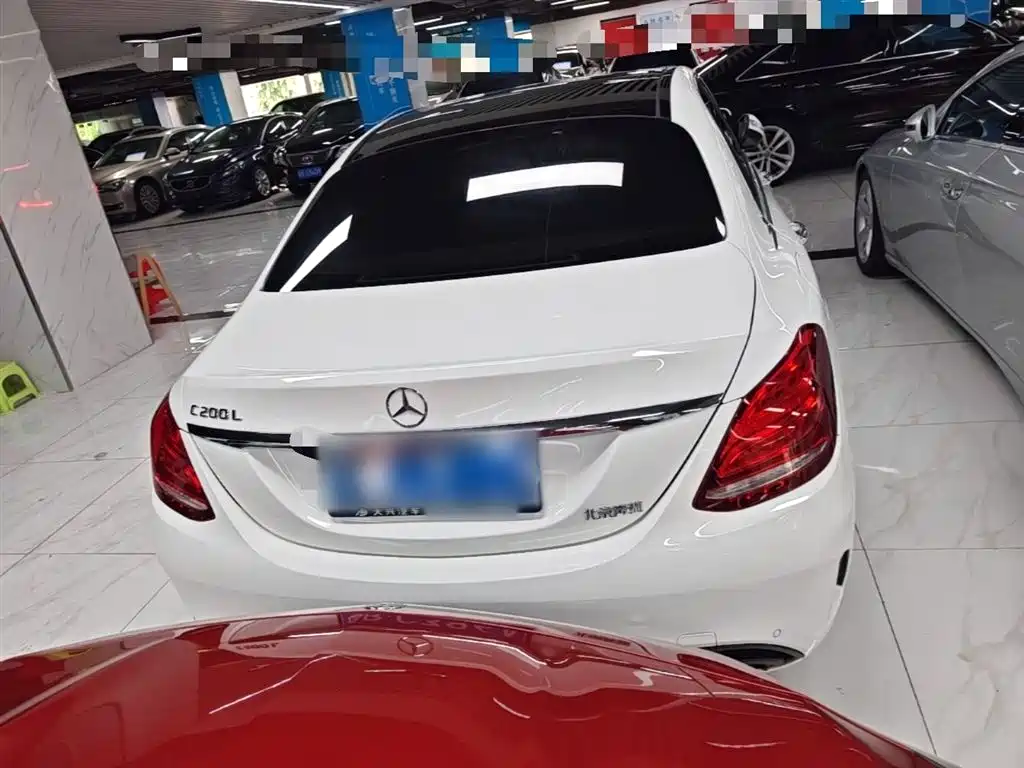 Mercedes-Benz C-Class 2017 Facelift C 200 L Sport Edition фото 6
