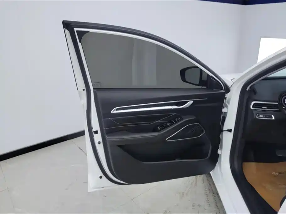 GEELY AUTOMOBILE EMGRAND