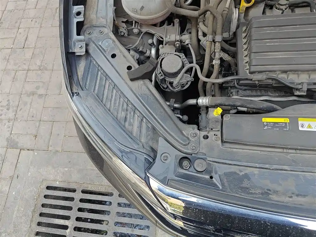 Volkswagen Sagitar 2023 Model Year 280TSI DSG Surpass Edition фото 21