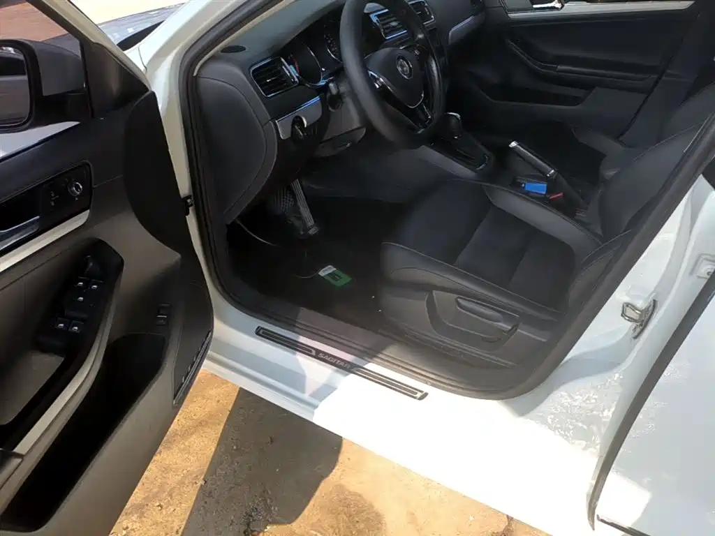 Volkswagen Sagitar 2018 280TSI DSG Comfort фото 16