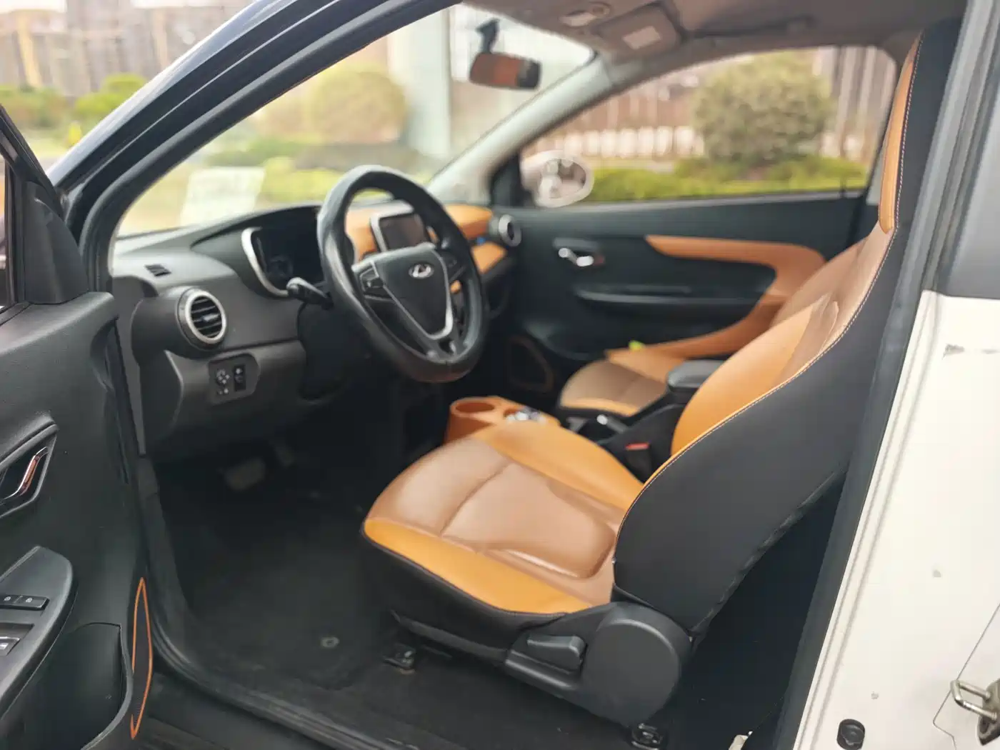 QQ New Energy Little Ant 2018 2018 400 4-Seater Premium Smart Edition