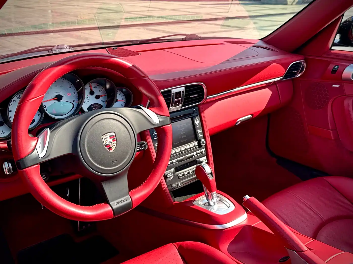 Porsche 911 2010 Carrera 4S Cabriolet 3.8L фото 19