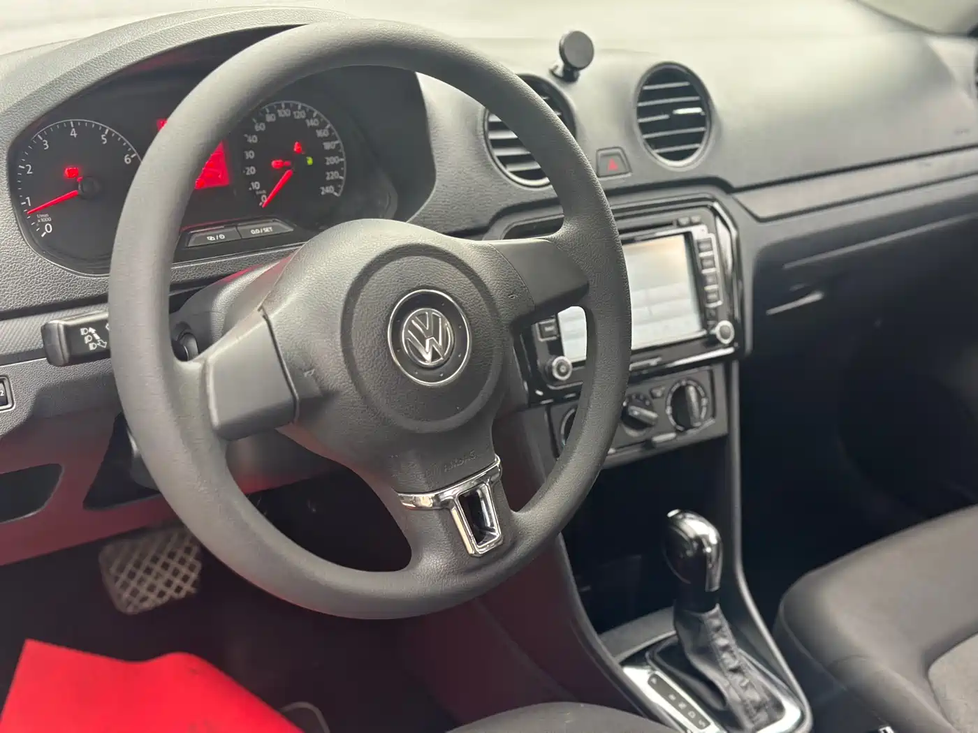Volkswagen Jetta 2015 Value Edition 1.6L Automatic Fashion фото 6