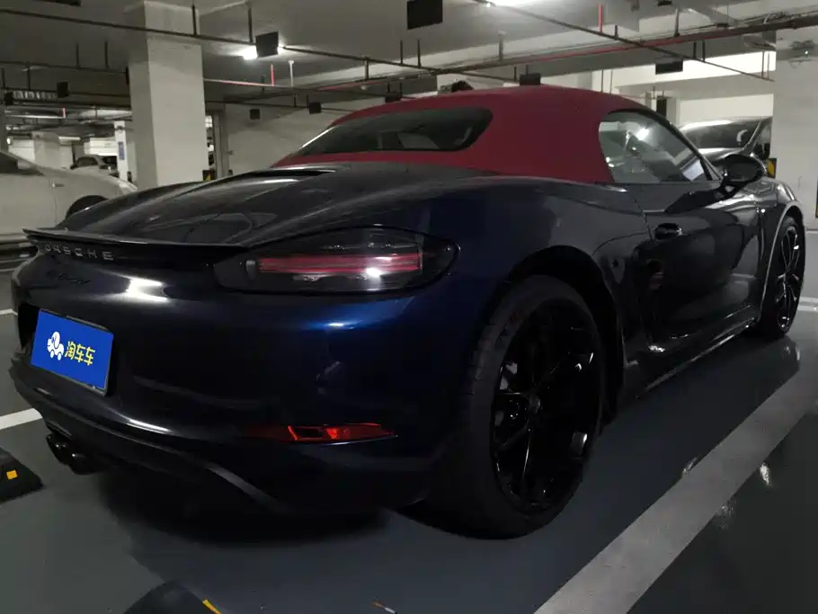 صورة 3 - Porsche 718