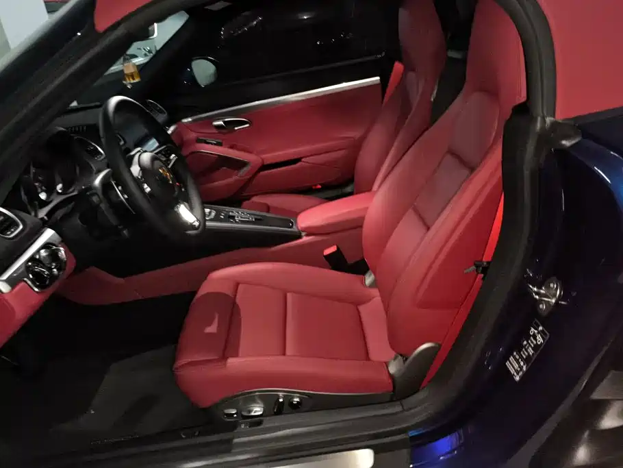 صورة 10 - Porsche 718