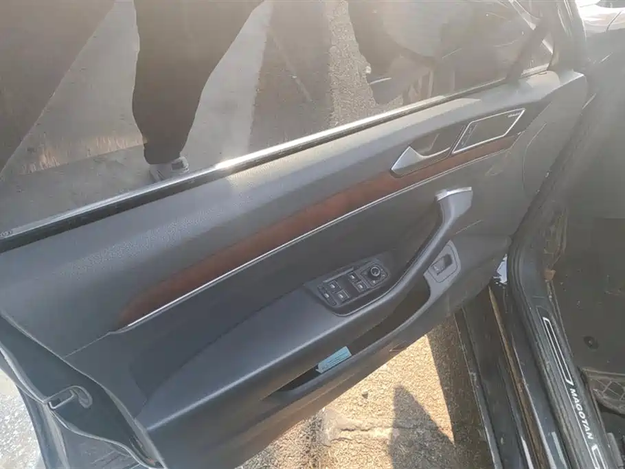 Volkswagen Magotan 2019 380TSI DSG Premium China V фото 7