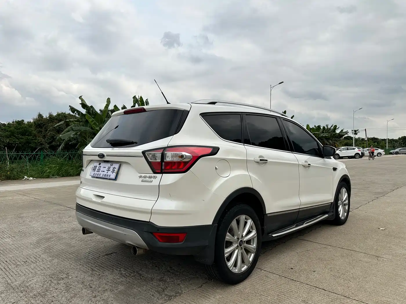 Фото 14 - Ford Kuga