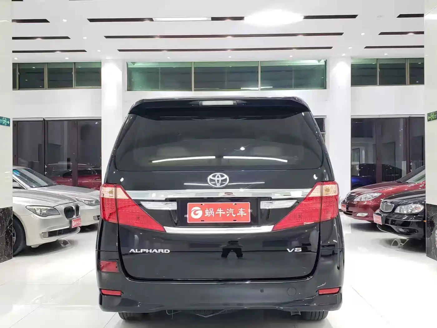 Toyota Alphard 2012 3.5L Premium Edition фото 11