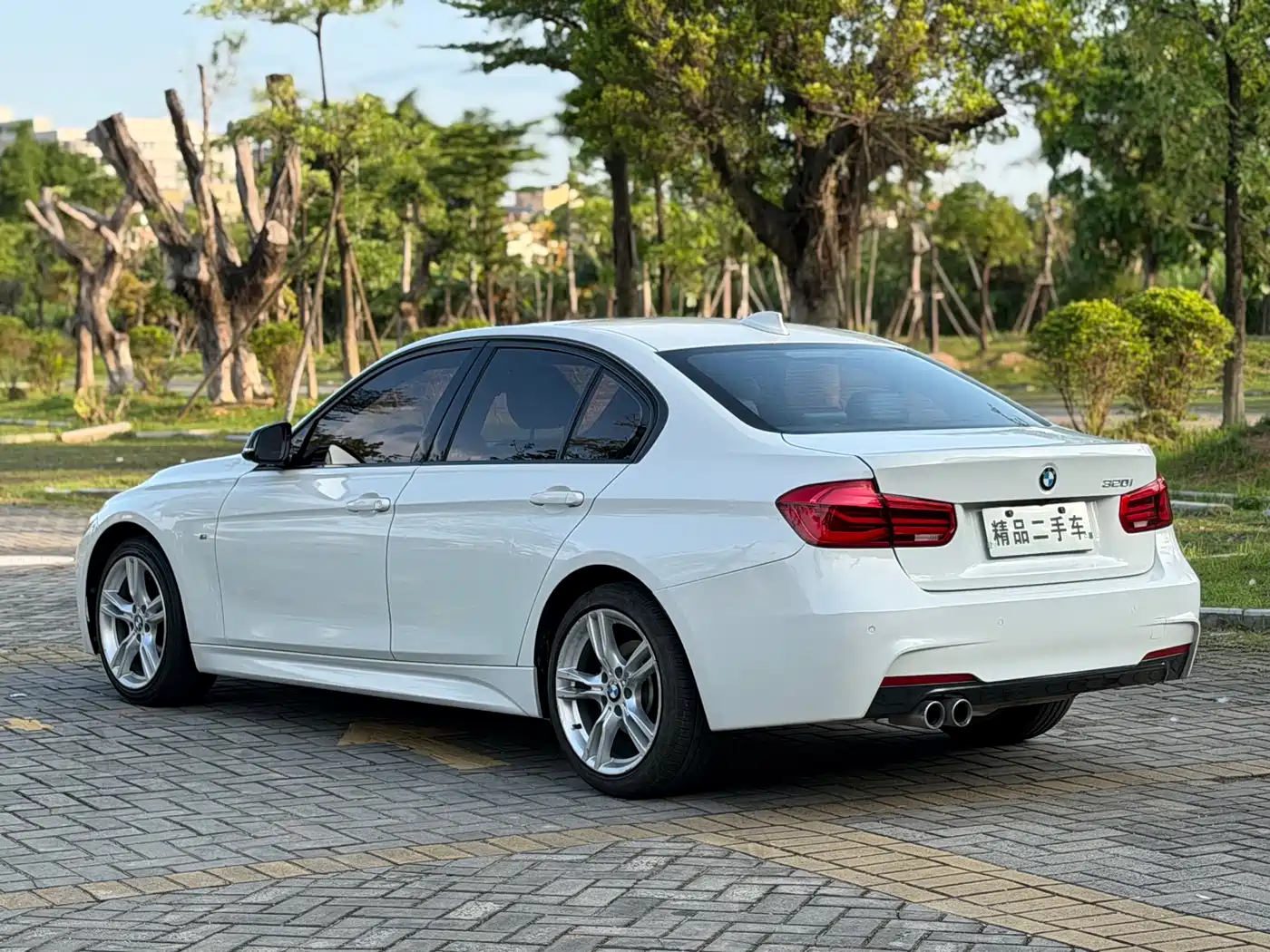 BMW 3 Series 2018 320i M Sport Package фото 12