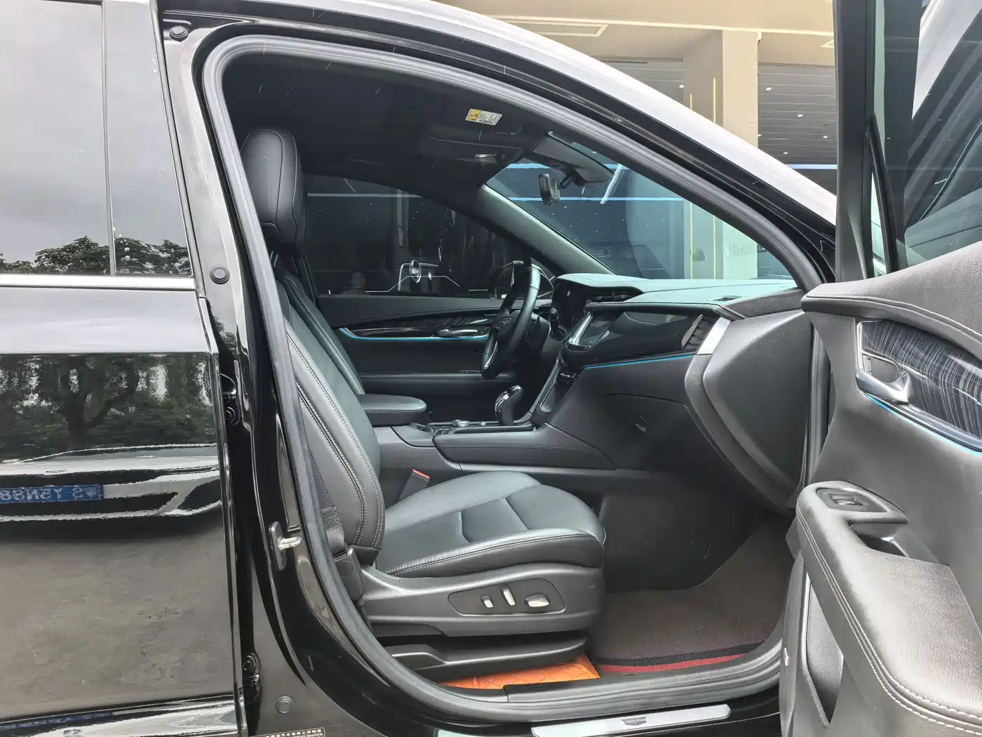 Cadillac XT6 2022 2.0T 6-Seater AWD Luxury Standard Edition фото 8