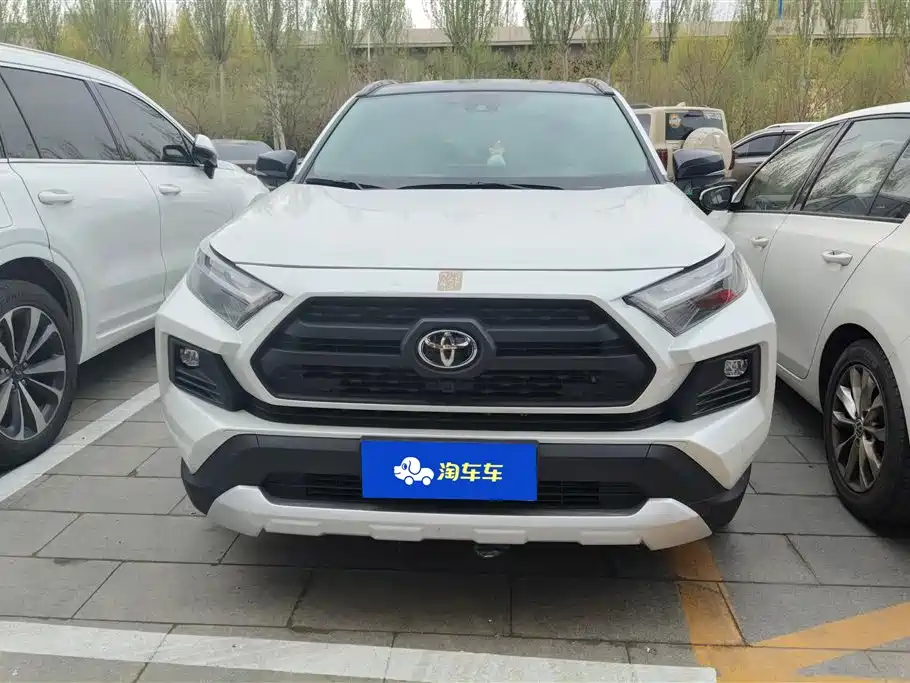 TOYOTA RAV4 RONGFANG