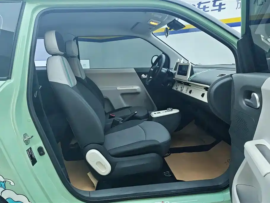 CHANGAN CHANGAN LUMIN