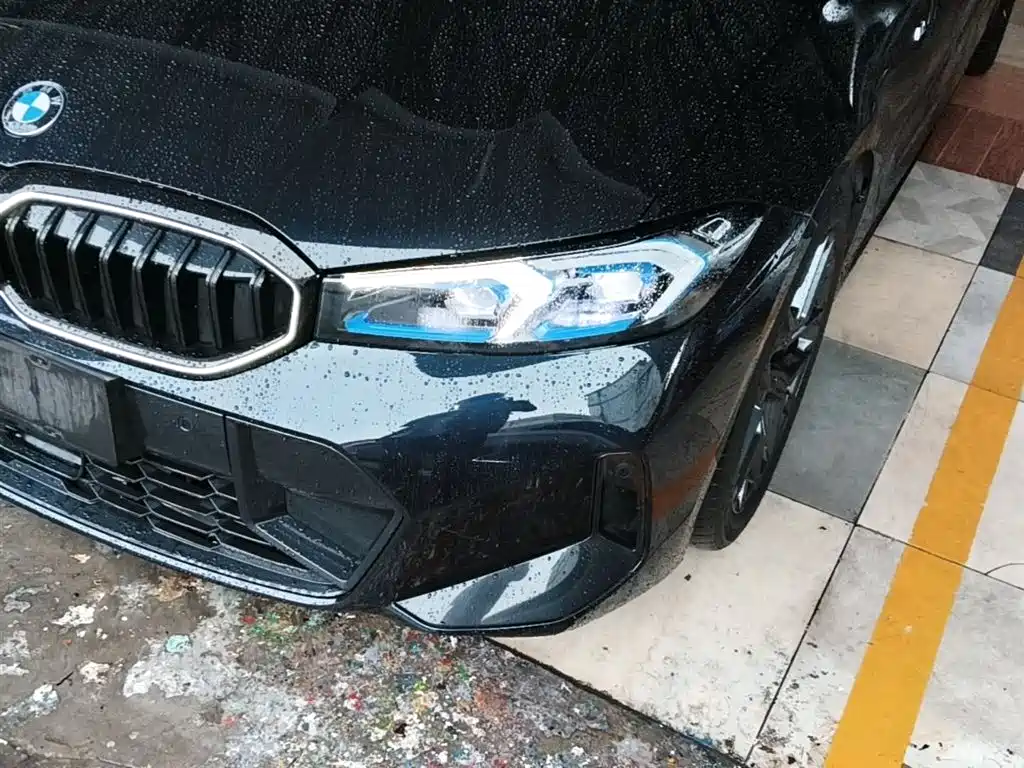 BMW 3 Series 2025 330Li Premium M Sport Night Edition фото 24