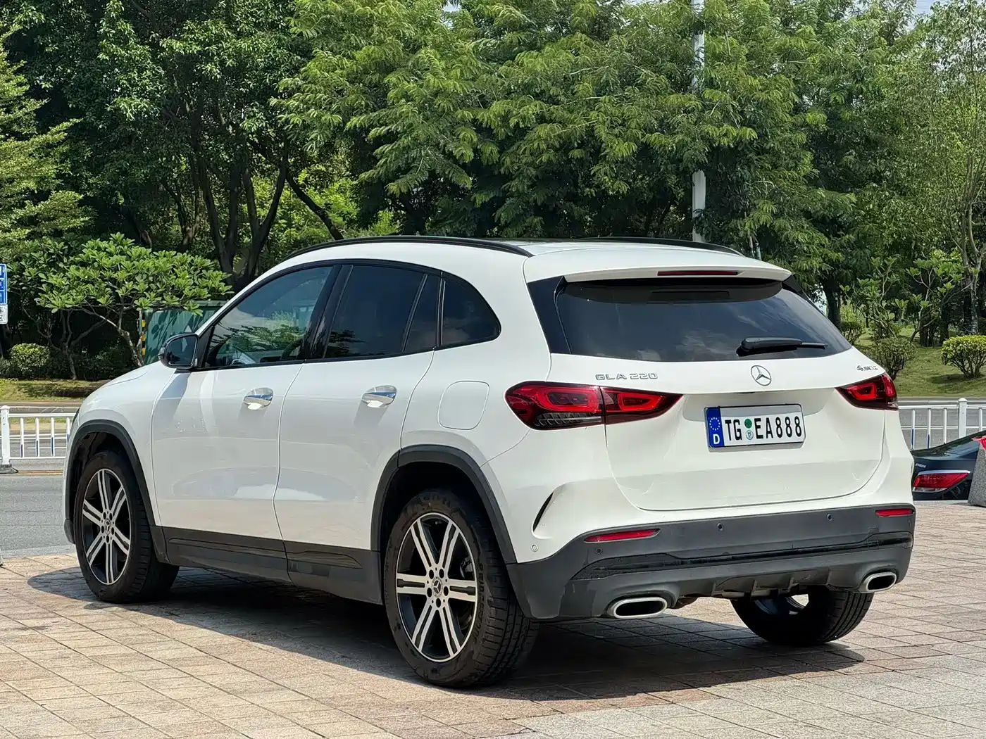 Mercedes-Benz GLA, миниатюра 6