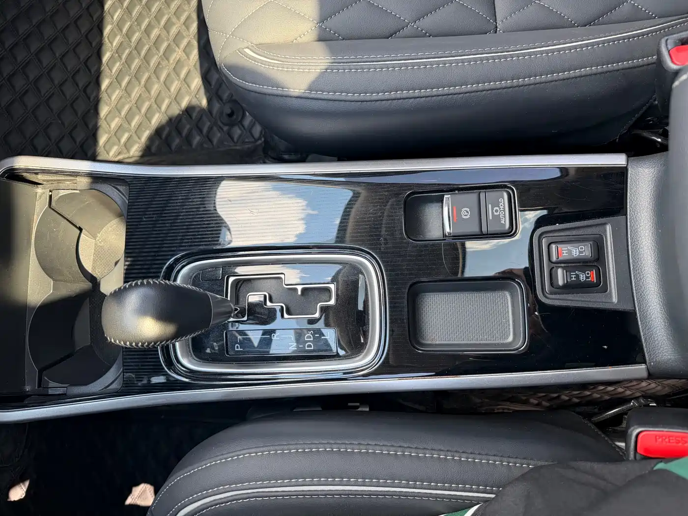 Mitsubishi Outlander 2021 2.0L FWD Comfort Edition 5-seater фото 12
