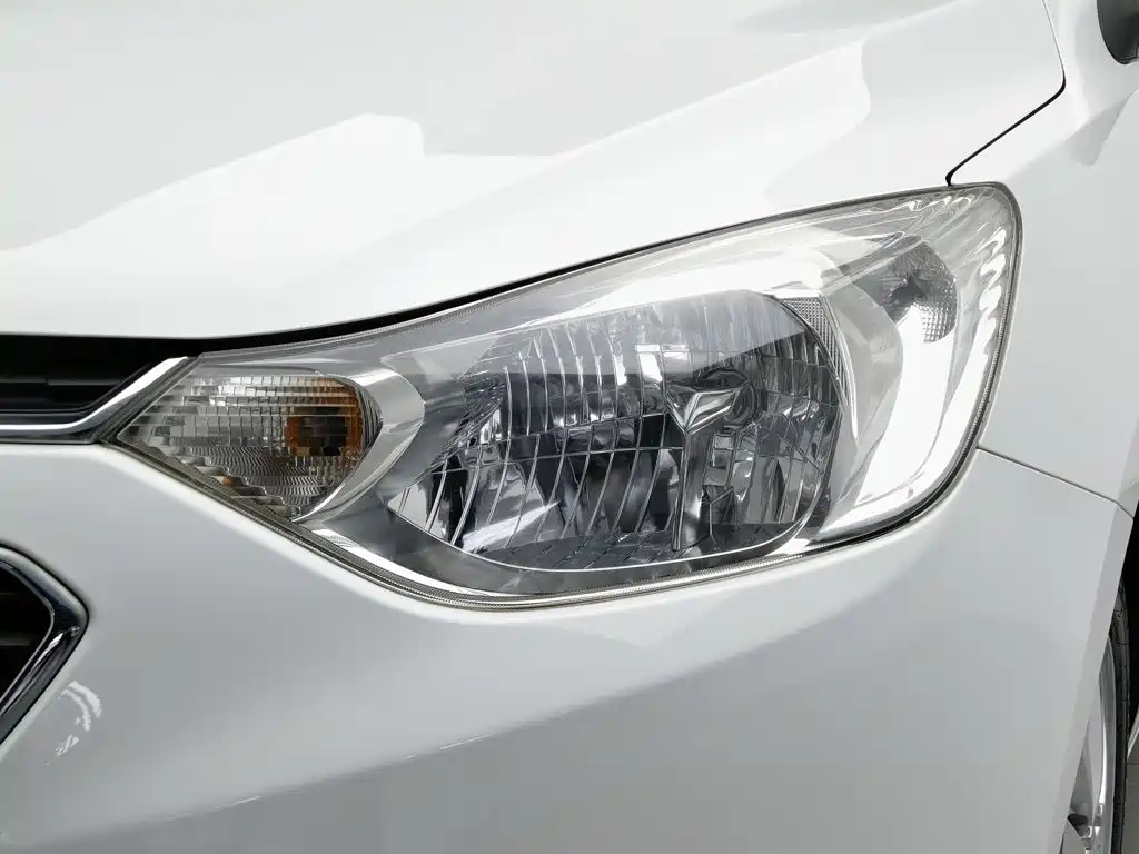 Chevrolet Sail 2018 2018 Sail 3 1.3L AMT Ideal
