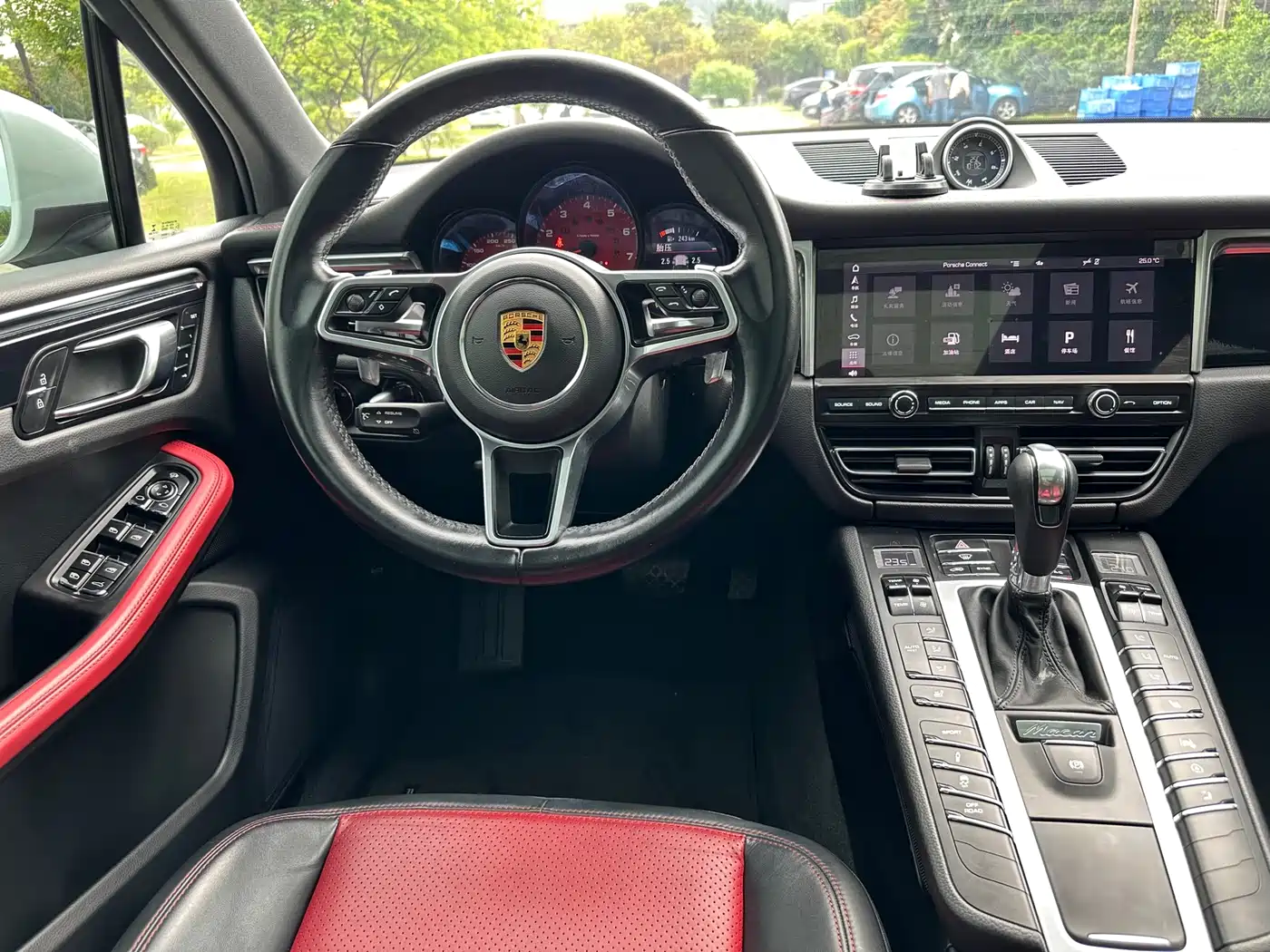 Porsche Macan 2020 Macan 2.0T фото 12
